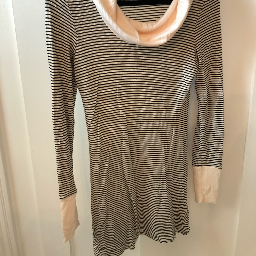 Cowl neck ribbed tunic maternity sweater